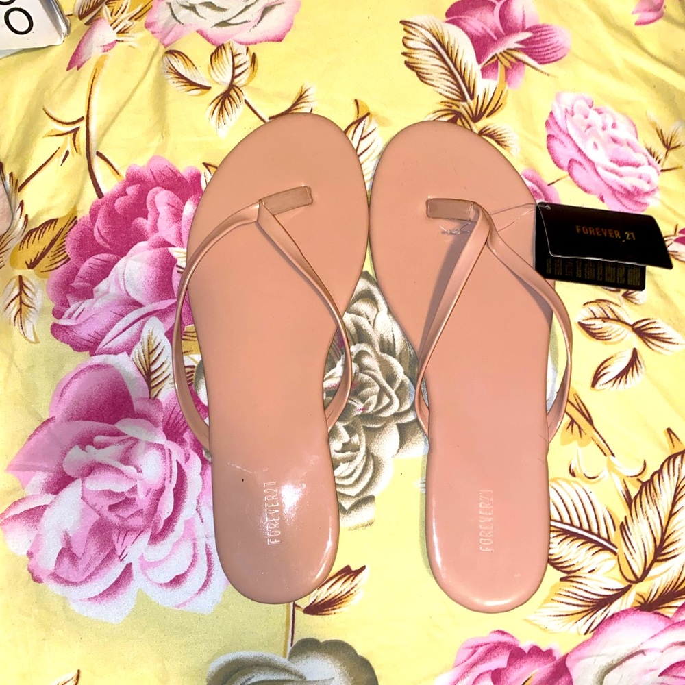 Peach / Blush Pink Flip Flop Sandals!